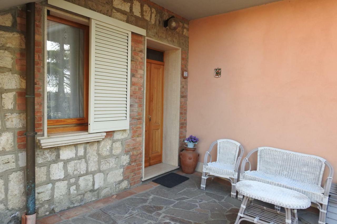 Апартаменты Casa Di Angela Торрита-ди-Сьена Экстерьер фото